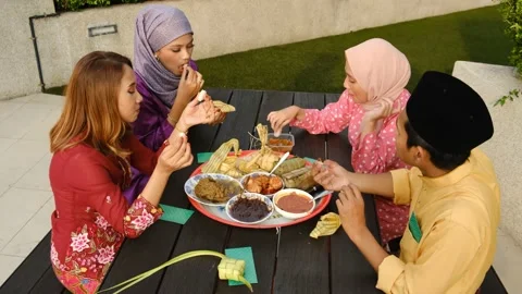 Hari Raya Aidilfitri Gathering Post Covid-19 Endemic Stock Footage 172543663