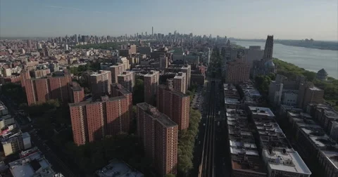 Harlem housing blocks with the Midtown skyline beyond Stock-Footage 63082697