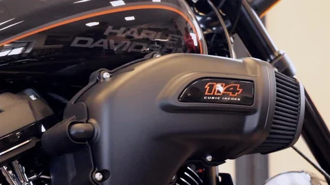 Harley Davidson "Open House Event" in Italy:  New FXDR 114 Model Video stock 96355264