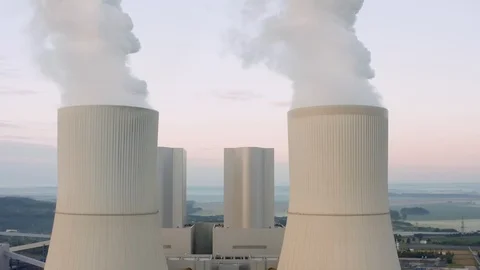 Harmful emissions into the atmosphere from a coal-fired power plant 스톡 동영상 113759838
