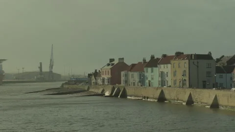 Hartlepool Fish Sands at High Tide. 库存影片 136671316