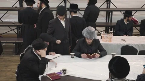 Hasidic pilgrimage to Lelow, Poland Stock Footage 126125752