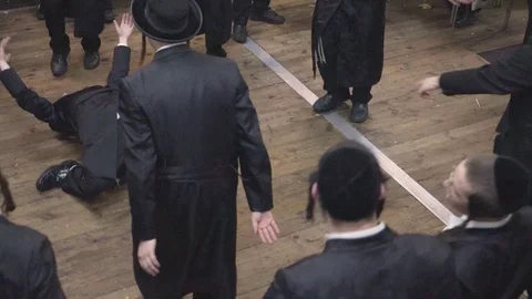 Hasidic pilgrimage to Lelow, Poland Stock Footage 126127113