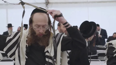 Hasidic pilgrimage to Lelow, Poland Stock Footage 126127558