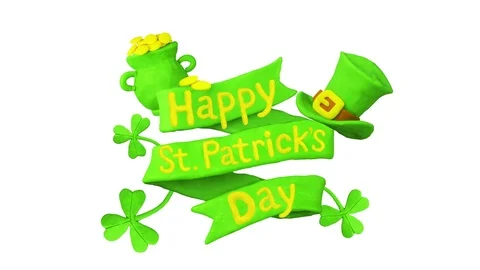 Hat and Title Happy St. Patrick's day with clover. Alpha matte. 4K Stock Footage 72687380