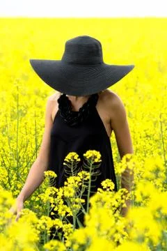 Hat completely conceals the face of a mysterious stranger Foto stock