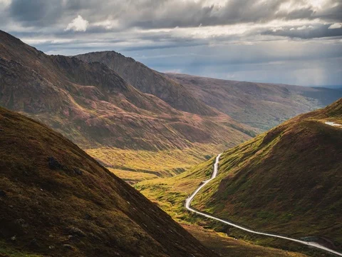 Hatcher pass time lapse of sun rays piercing through clouds Stock Footage 80320760
