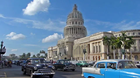 Havana traffic Stock Footage 46434366