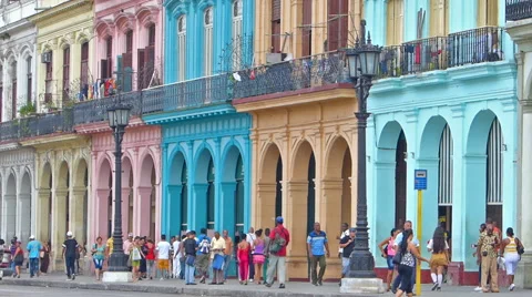 Havana traffic Stock Footage 46638628