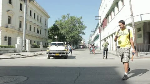 Havana´s yellow cabs! Stock Footage 21930250