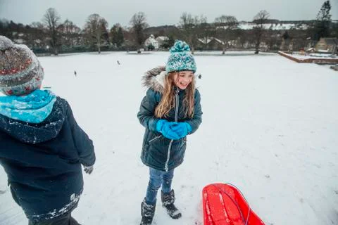Having Fun in the Snow Stockfoto's