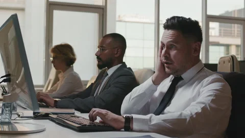 Having Problems At Work 動画素材 151362145