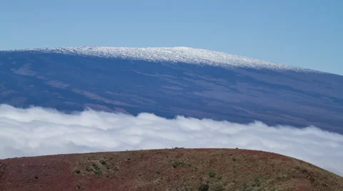 Hawaii above the clouds Video stock 49067182