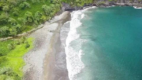 Hawaii hidden beach Video stock 242877768