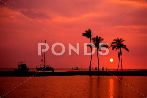 Hawaiian Sunset on Big Island Stock Photos