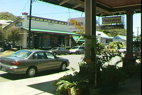 Hawi Store-pan Stock-Footage 817949