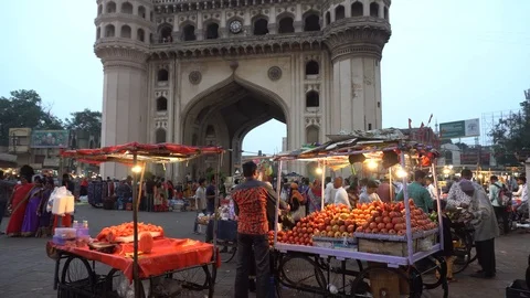 Hawkers at Charminar  스톡 동영상 103311400