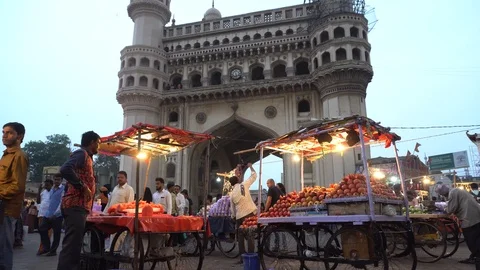 Hawkers at Charminar  스톡 동영상 103311406