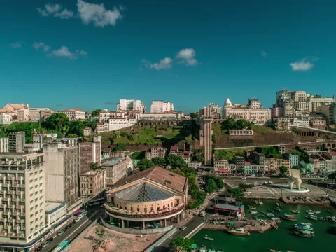 HAYPERLAPSE DO ELEVADOR LACERDA EM SALDOR BAHIA 動画素材 169156275