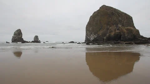 Haystack Rock in Cannon Beach Oregon at Lowtide 1920x1080 Stock Footage 25512518