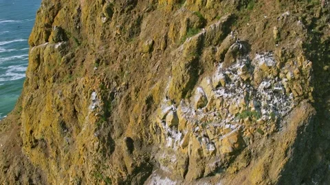 Haystack Rock, Cannon Beach Oregon 4K Aerial Vídeos de archivo 155775834