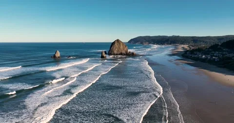 Haystack Rock at Cannon Beach Oregon Stock Footage 272274351