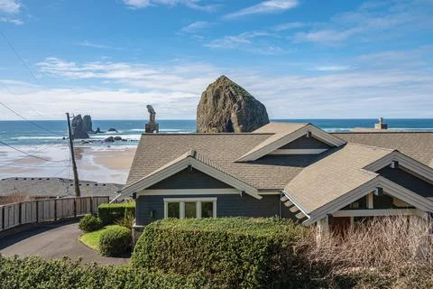 Haystack Rock in Canon Beach Oregon. Stock Photos