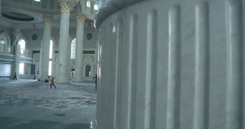 Hazrat Sultan Mosque - mosque interior 4K 스톡 동영상 93906937