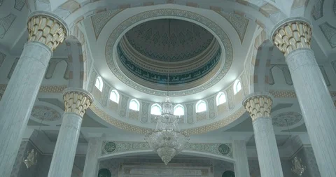 Hazrat Sultan Mosque - mosque interior 4K 스톡 동영상 93907187