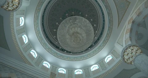 Hazrat Sultan Mosque - mosque interior 4K 스톡 동영상 93907202