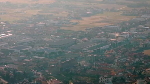 Hazy panorama view on the the city plain in Italy, Monsummano, HD.. Video stock 79540108