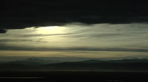 Hazy Sunset 스톡 동영상 54748571