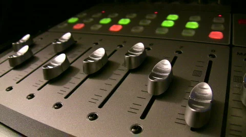 HD audio mixer in performance lighting 動画素材 157498