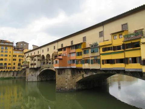HD Clear image of Old Bridge Florence Italy Stock Photos