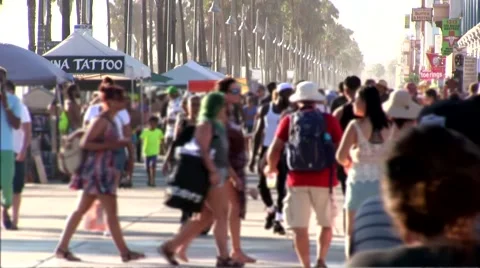 HD CROWD AT VENICE BEACH-1.mp4 Stock Footage 53625663