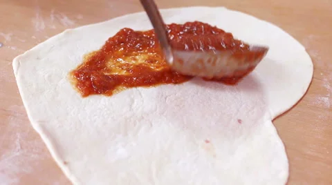 HD footage, Close up chef Making pizza at kitchen, Heart shape pizza 스톡 동영상 48040401