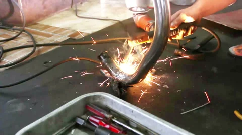 HD footage, Close up of Welder at work in factory Video stock 41907427