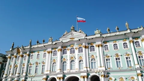 HD hyper-lapse video of Saint Petersburg's Hermitage Winter Palace Stock Footage 127986372