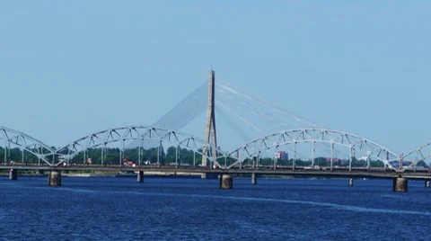 HD - Motion timelapse. Bridges Video stock 7903363