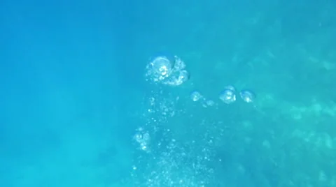 HD Slow-Mo: Big Water Bubbles in the Sea 库存影片 44997770