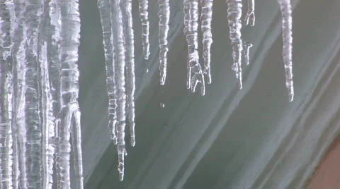 HD Sparkling spring icicles, closeup Video stock 636776