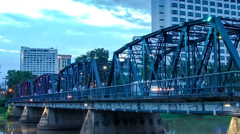 HD Time lapse Iron Bridge day to night  zoom out, Chiang Mai, Thailand Stock Footage 40090906
