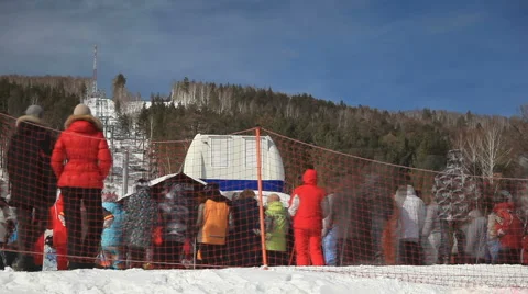 HD: timelapse of people waiting to get on the skilift.   Stock Footage 1807361