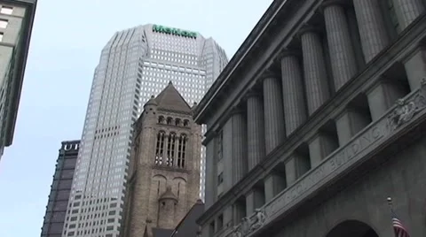 HD TOO BIG TO FAIL - PITTSBURGH FINANCIAL DISTRICT with MELLON and UBS Stockbeeldmateriaal 44483537