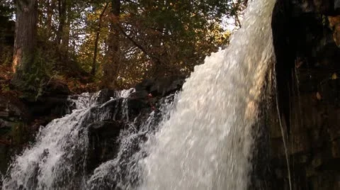 HD Waterfall in Slow Motion Vídeo Stock 21939896