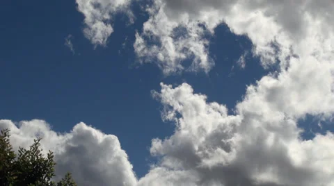 HD1080 Time Lapse Large Fluffy Cloud Stock Footage 37190964