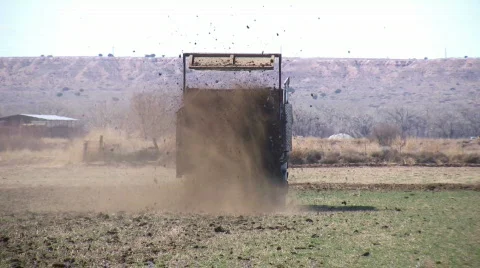 HDV: Manure Spreader Video stock 108571