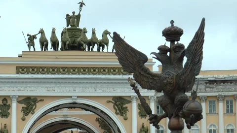 He background of the General Staff building on Palace Square. Stock Footage 340631618