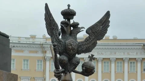 He background of the General Staff building on Palace Square. Stock Footage 340631638