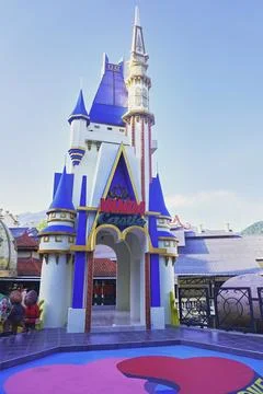 He building Stock Photos